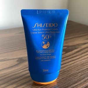 Shiseido Ultra Protector Cream SPF 50+ Sunscreen